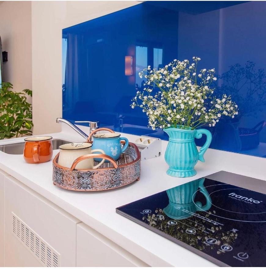 Orbi City Suite バトゥーミ エクステリア 写真