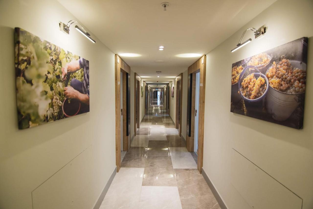 Orbi City Suite バトゥーミ エクステリア 写真